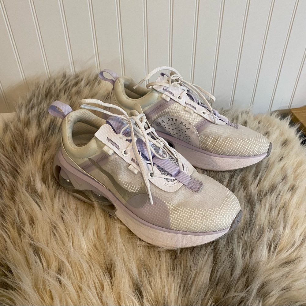 Women’s Nike Airmax